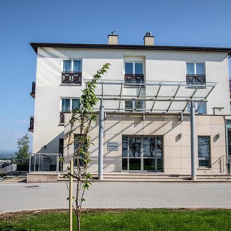 Hotel Radocza Park Business Luaran gambar