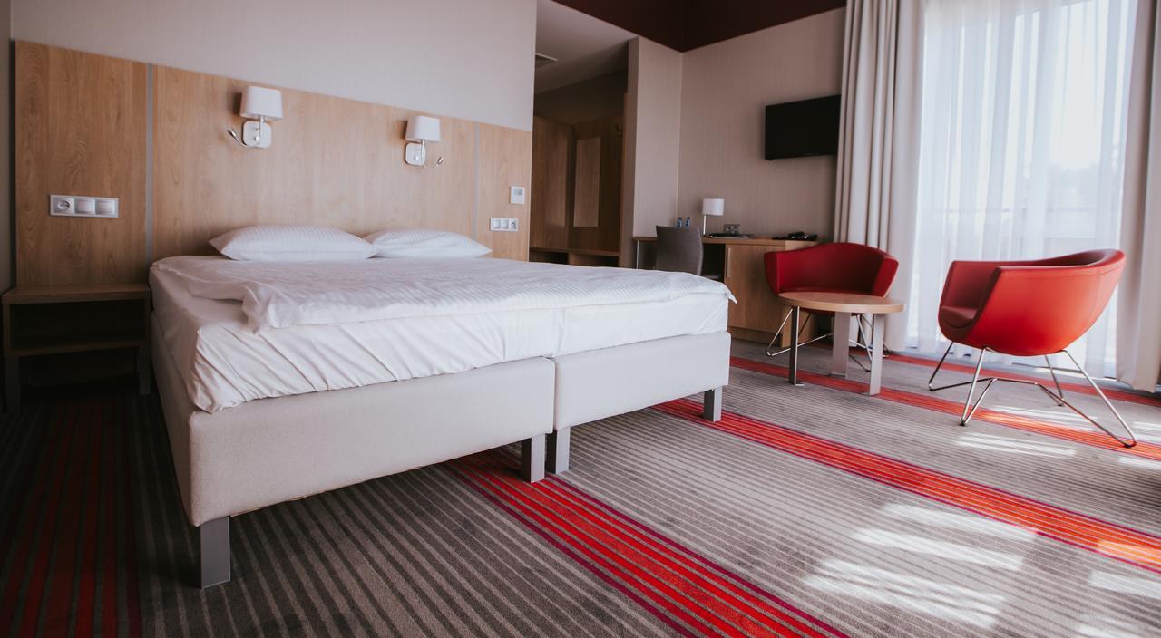 Hotel Radocza Park Business Luaran gambar