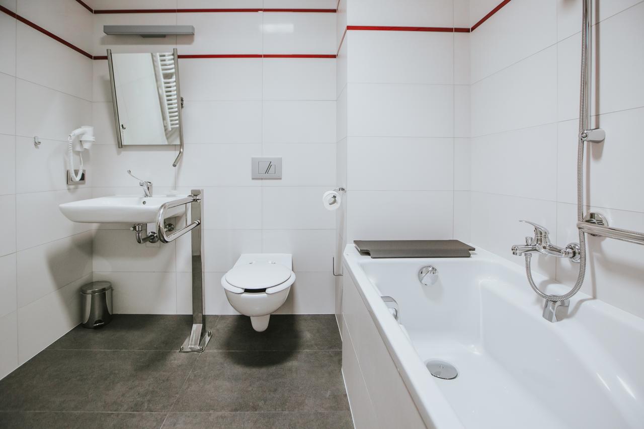 Hotel Radocza Park Business Luaran gambar